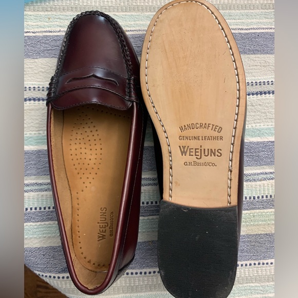 G.H. Bass & Co. Shoes - G.H. Bass Weejuns cognac brown penny loafers women’s size 7.5 W